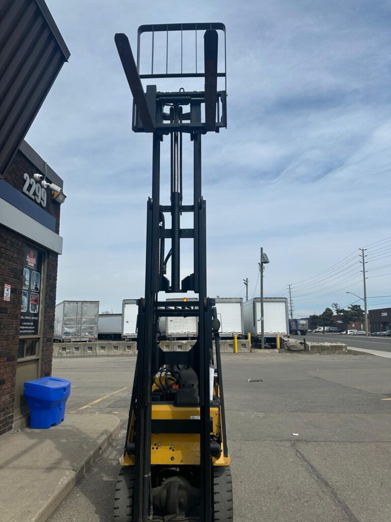 Used LPG CAT Forklift 2107 Hours