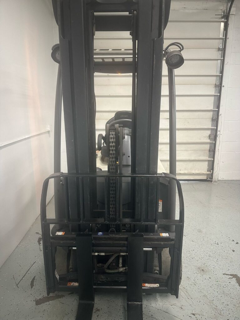 Crown SC5215 3 Wheel Forklift