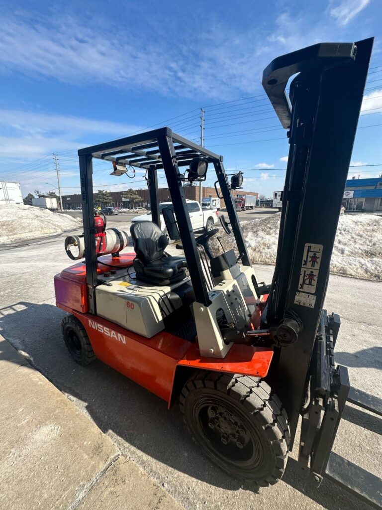 Refurbished Nissan Forklift 6000 LBS