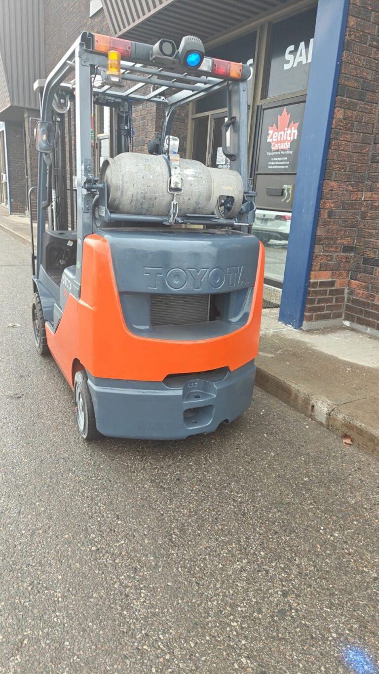 Toyota LPG Forklift 3 Way Hydraulic