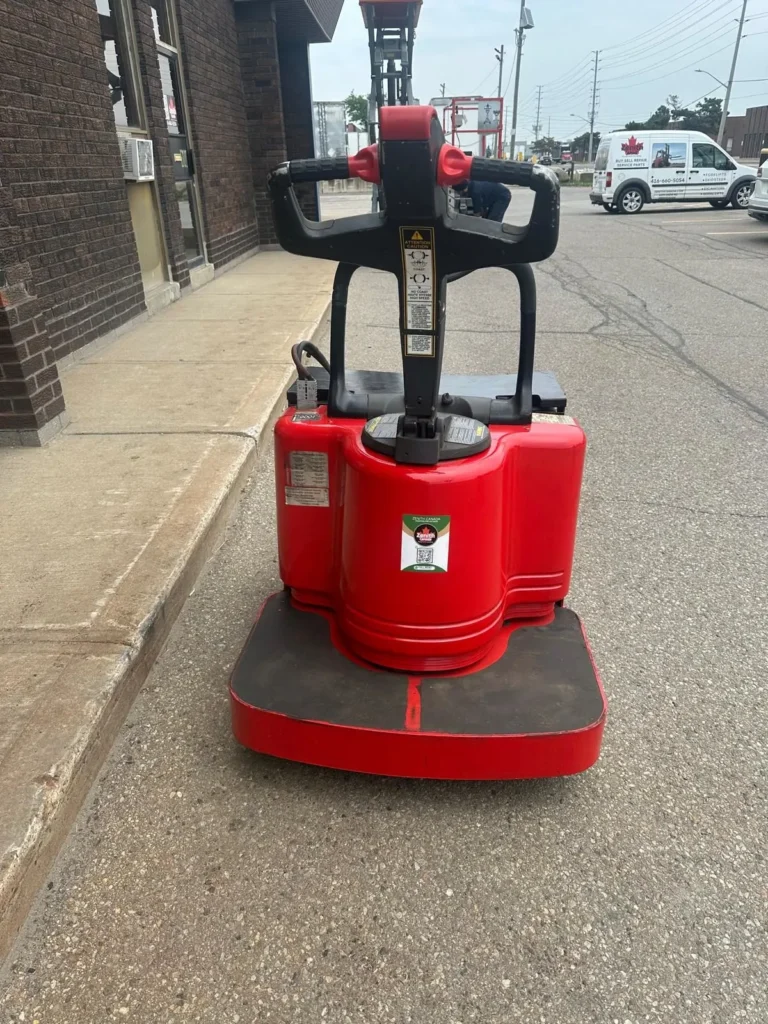 Refurbished 112TM-FRE60L Raymond Electric Walkie