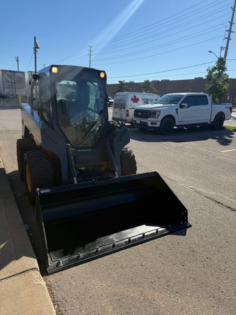 Used John Deere Skid Steer 2011 Model