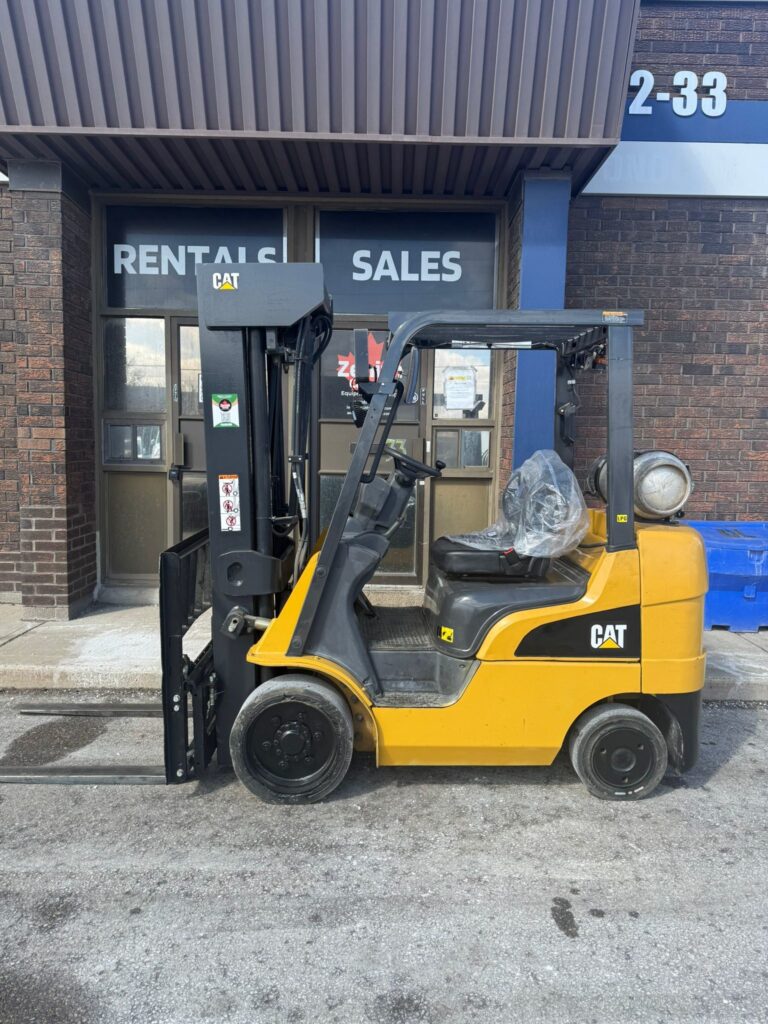Used Caterpillar Forklift 12 Volt