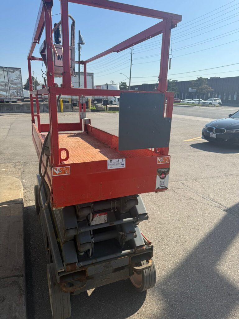 Used Skyjack Scissor Lift SJIII3226