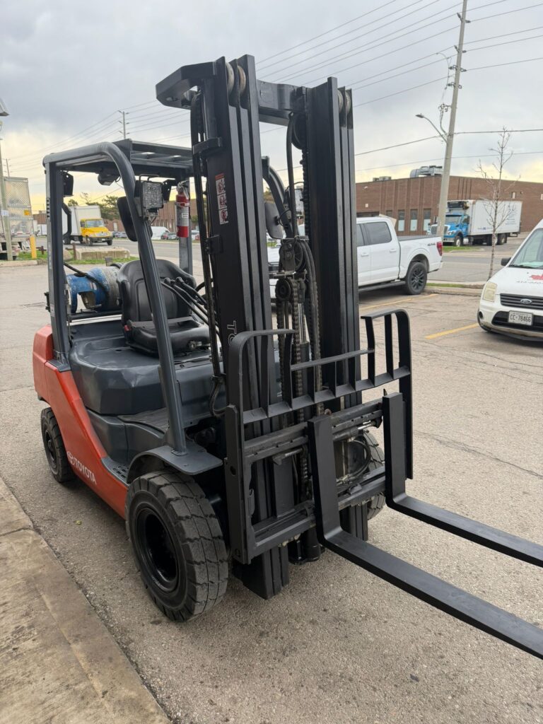 Used Toyota Forklift 5000 LBS
