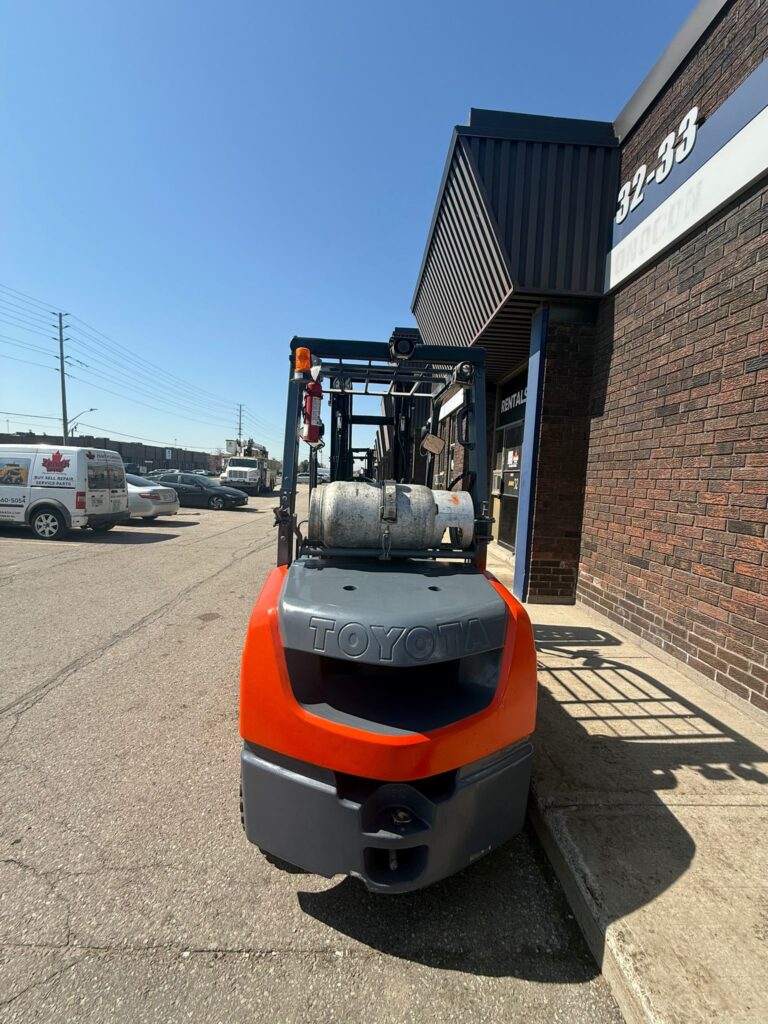 Used Toyota Forklift 8FGU32