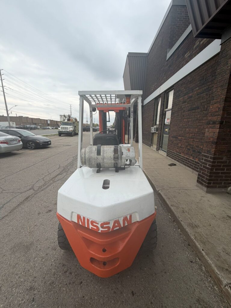 Used Nissan Forklift 5500 LBS