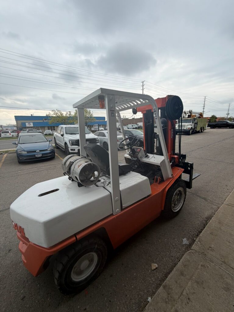 Used Nissan Forklift LPG