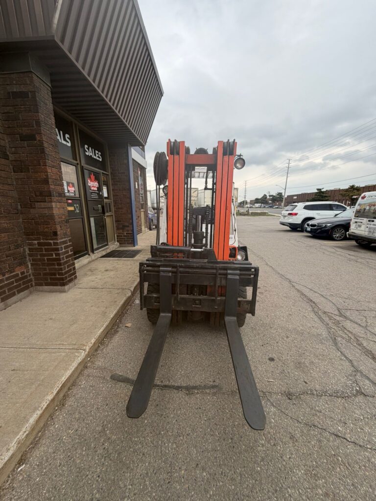 Used Nissan Forklift S1123