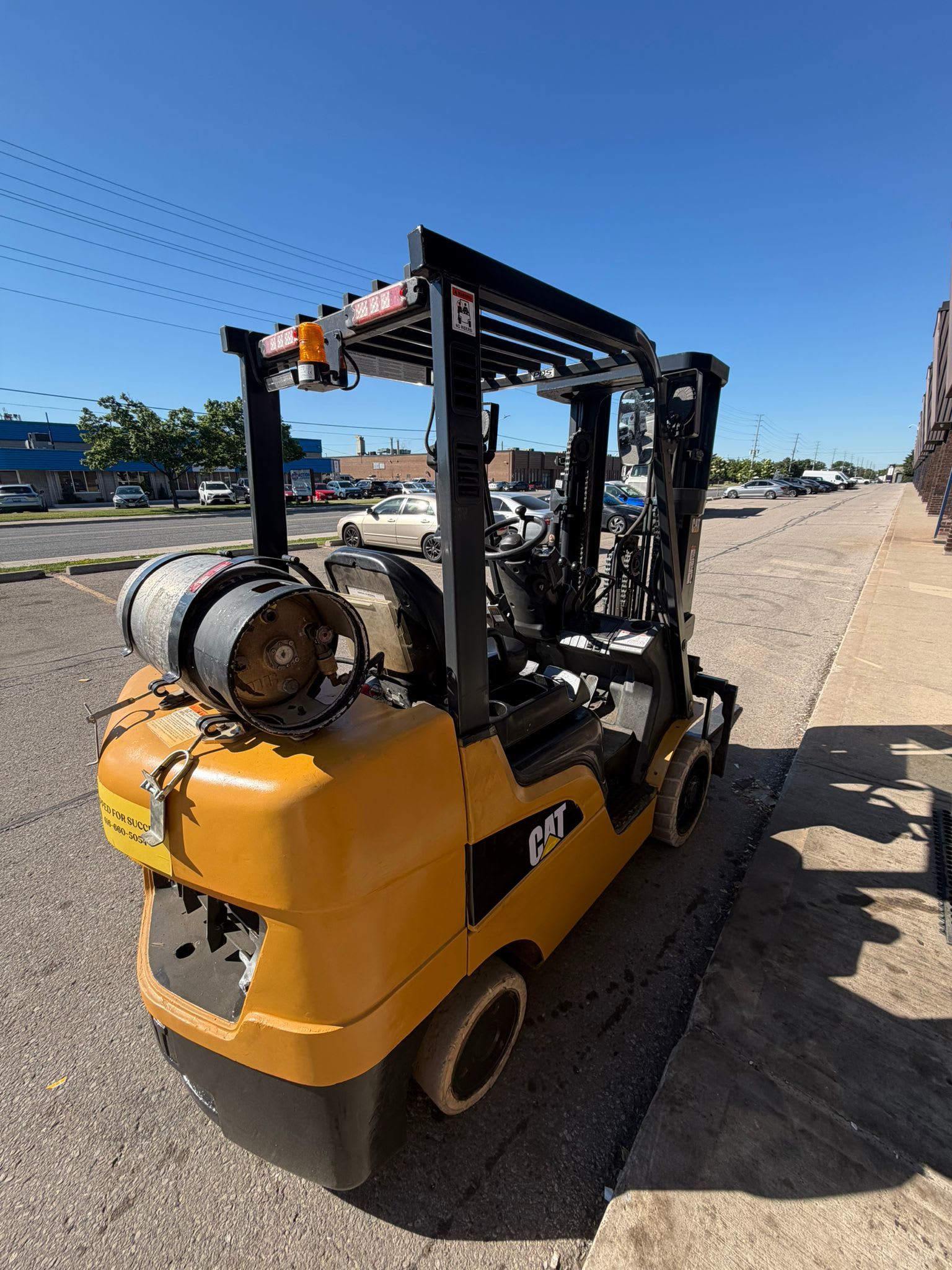 Used Caterpillar Forklift 2C6000