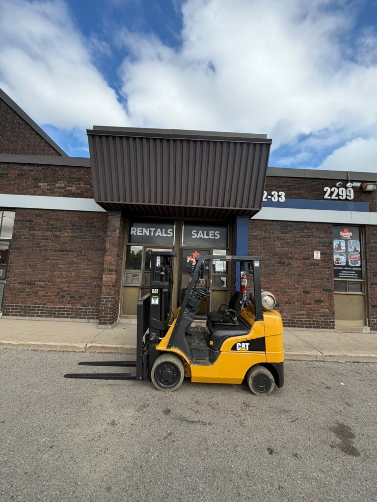 Used Caterpillar Forkliftt refurbished
