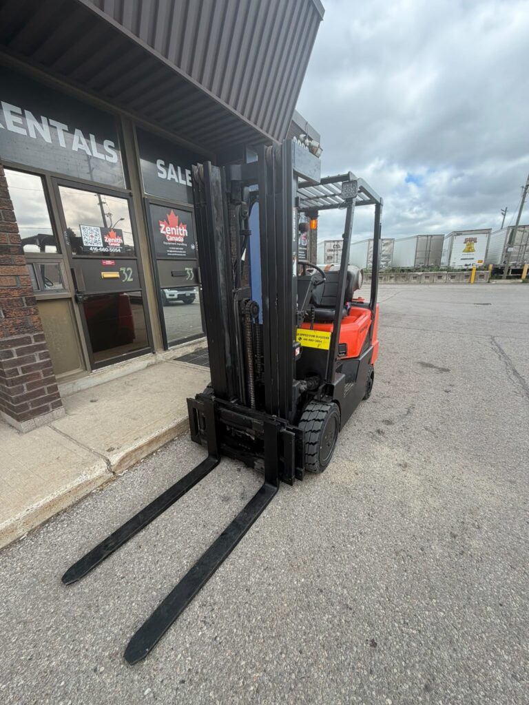 Used Daewoo Forklift Traction Tire