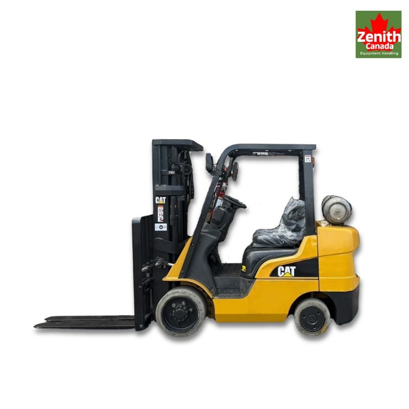 S1142 Caterpillar Forklift