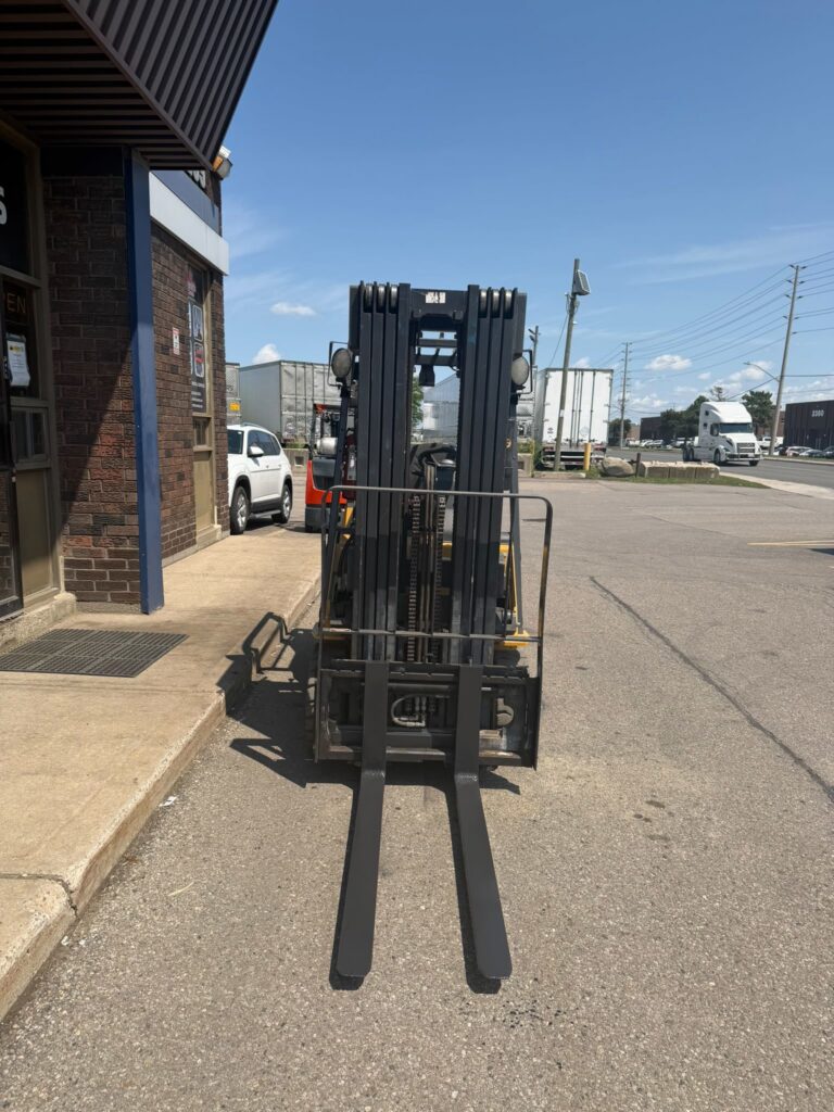 Used CAT Forklift 2C5000