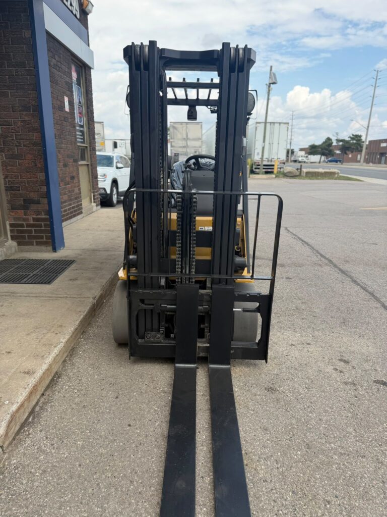 Used Caterpillar Forklift 2C6000