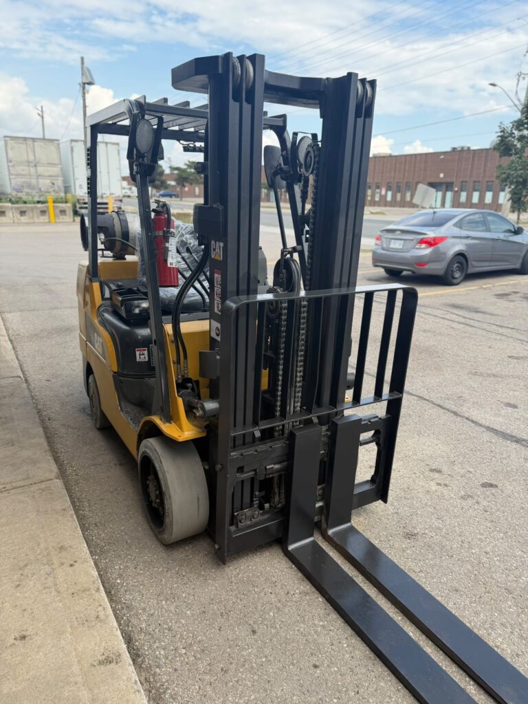 Used Caterpillar Forklift