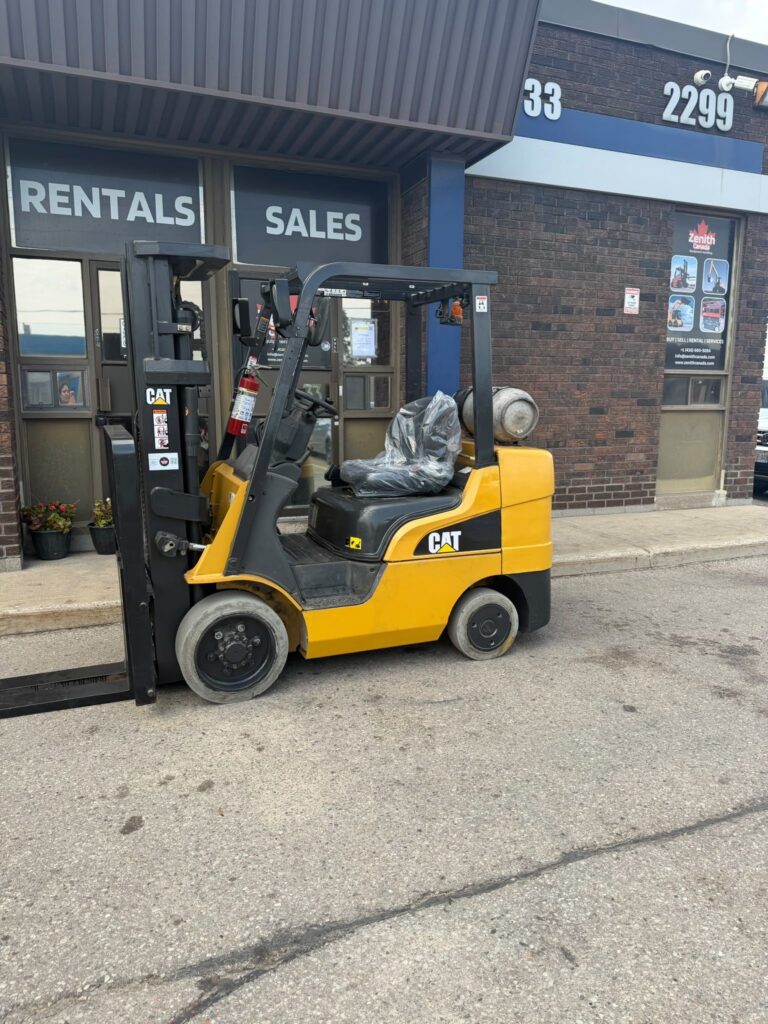 Used Caterpillar Forklift LPG