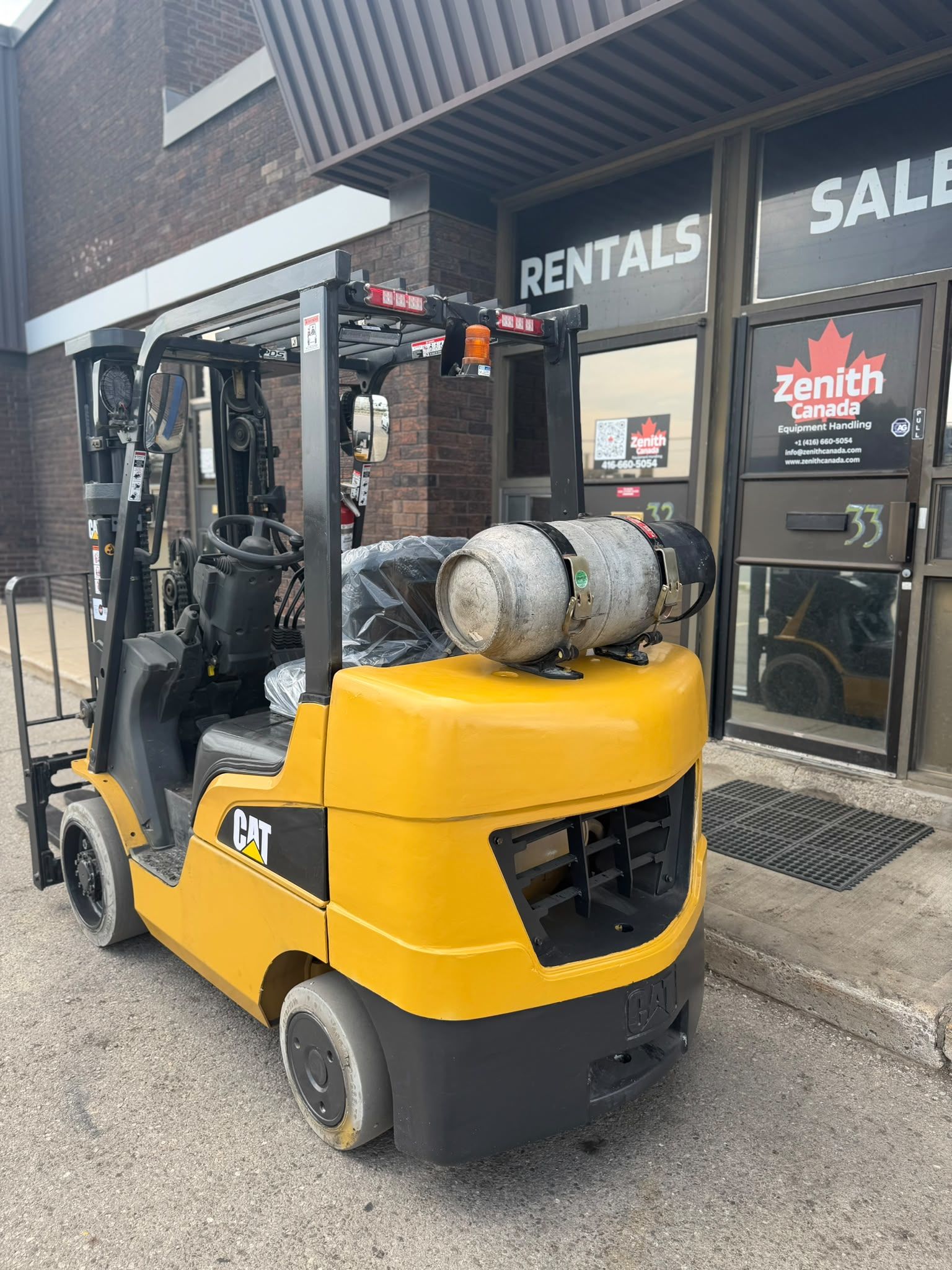 Used Caterpillar Forklift Traction Tire