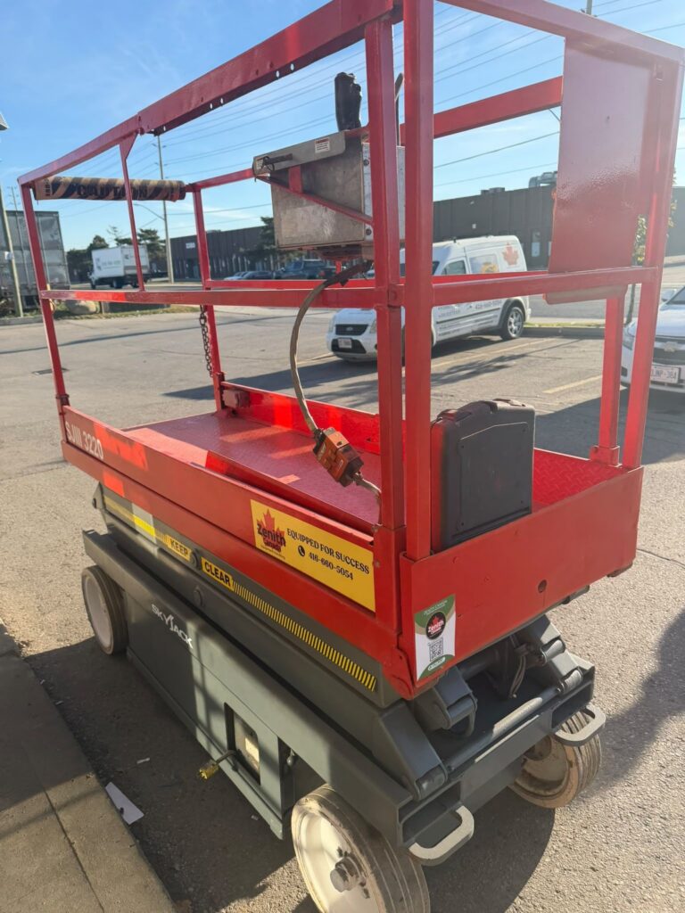 Skyjack Scissor Lift SJIII3220