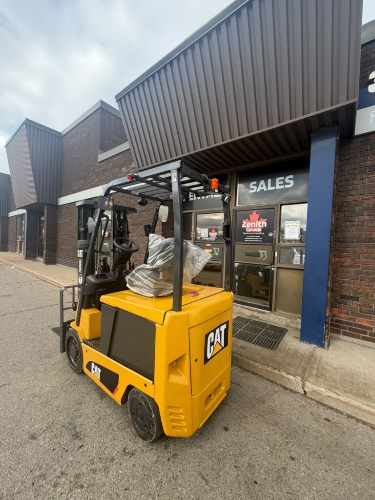 Used CAT Forklift Electric