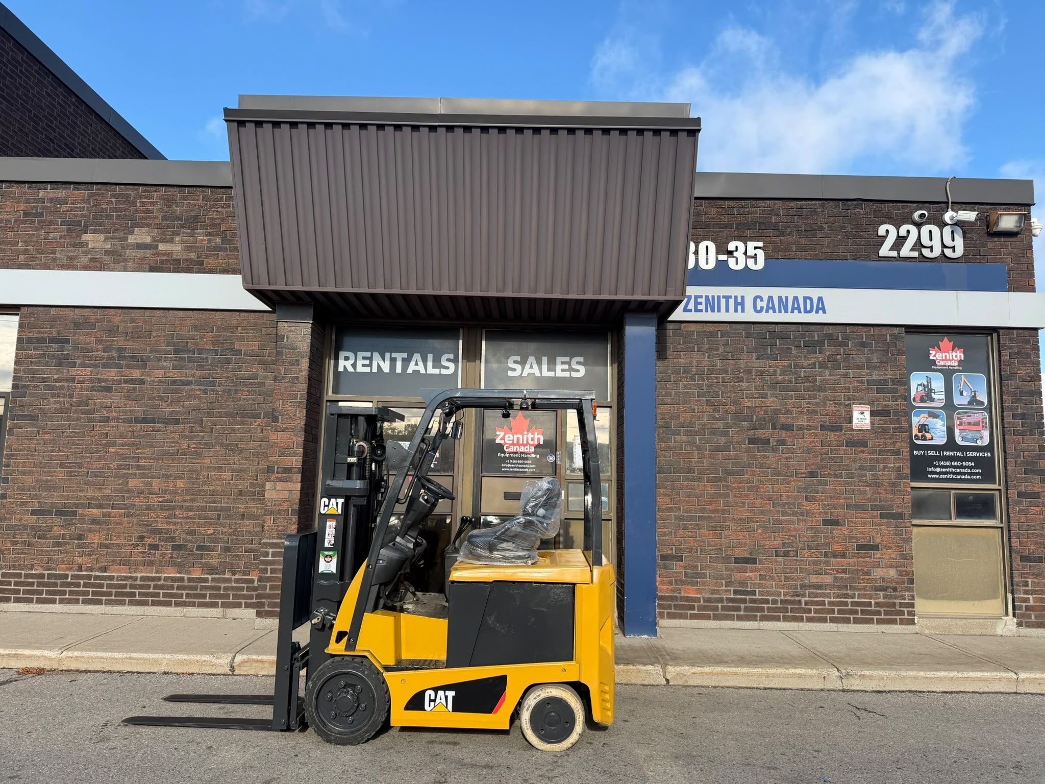 Used Cat Forklift Smooth Tyre