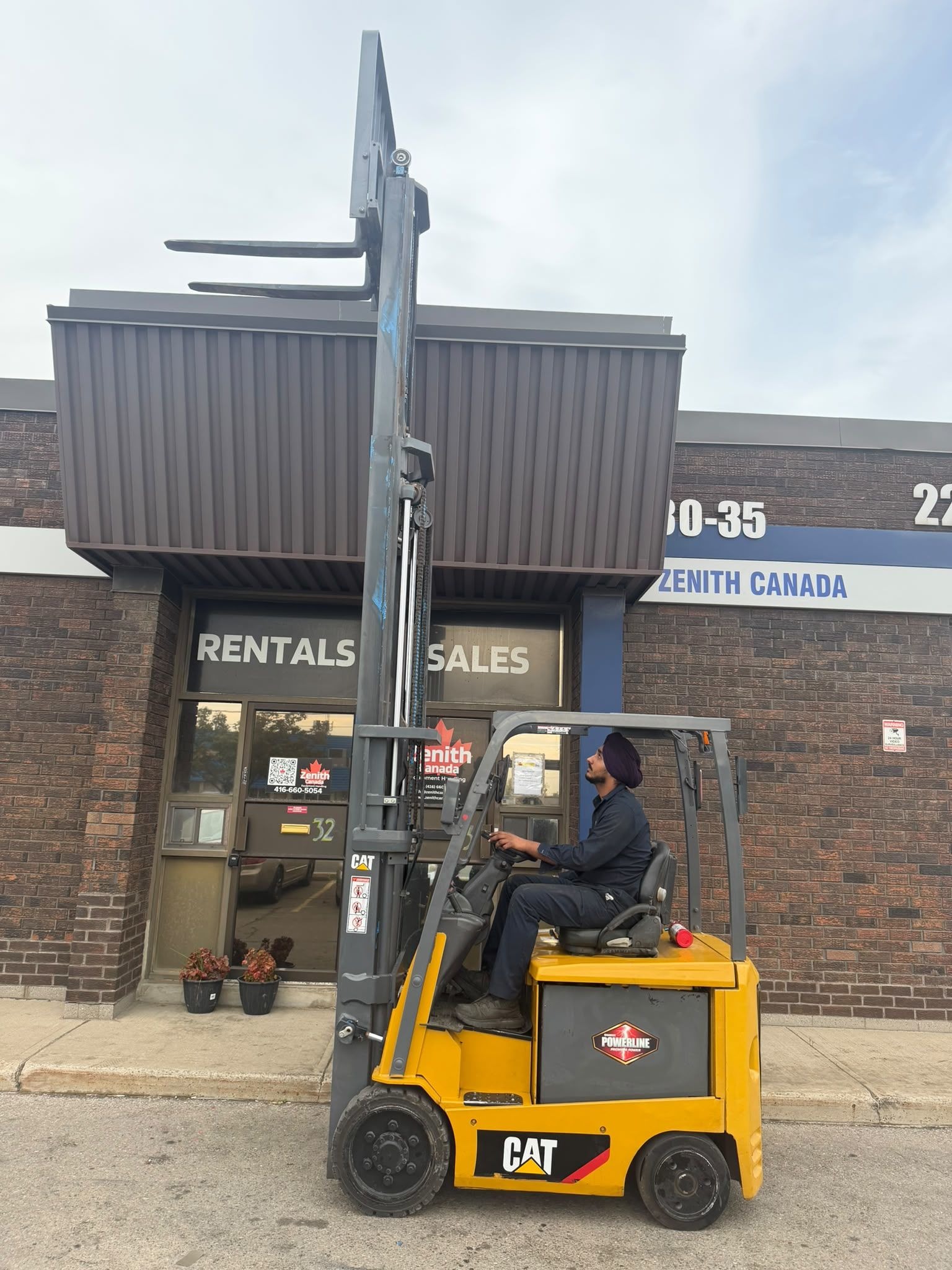 Used Cat Forklift Smooth Tyre
