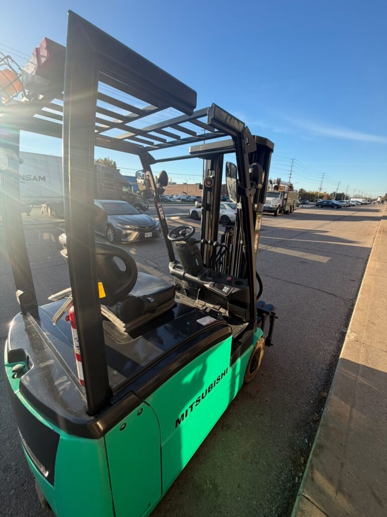 Used Mitsubishi Forklift 3500 LBS